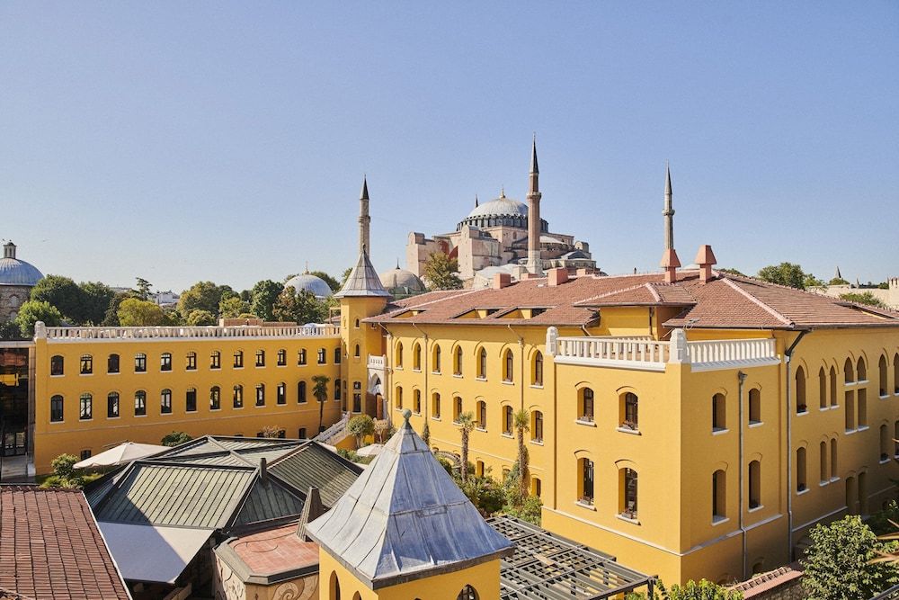 Four Seasons Hotel Istanbul at Sultanahmet 1