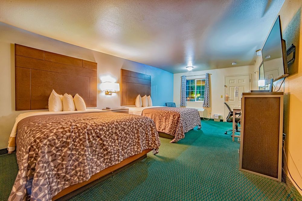 Turlock Inn 1