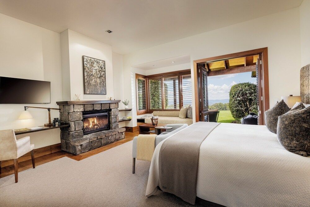 Spicers Peak Lodge 1