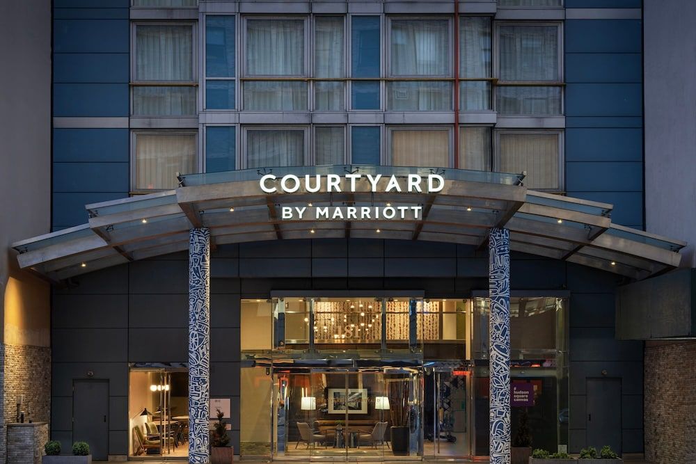 Courtyard by Marriott New York Manhattan / Soho 1