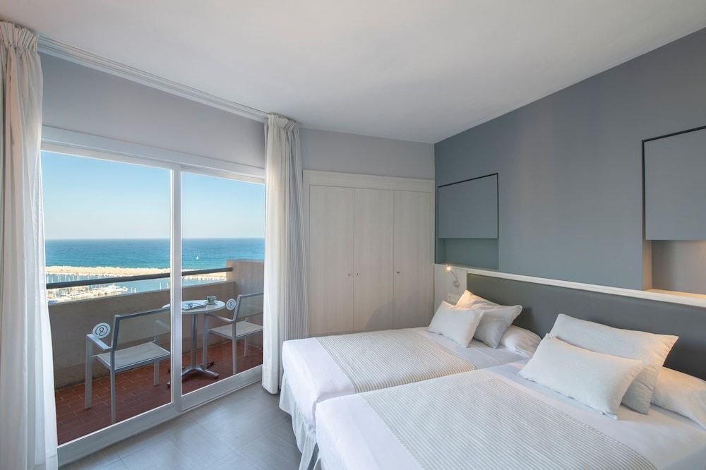 Hotel El Puerto by Pierre Vacances 1