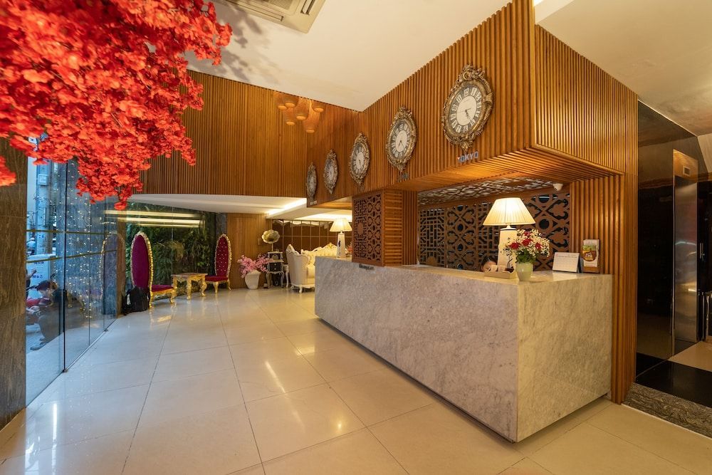 The White Hotel 8A Thai Van Lung 2