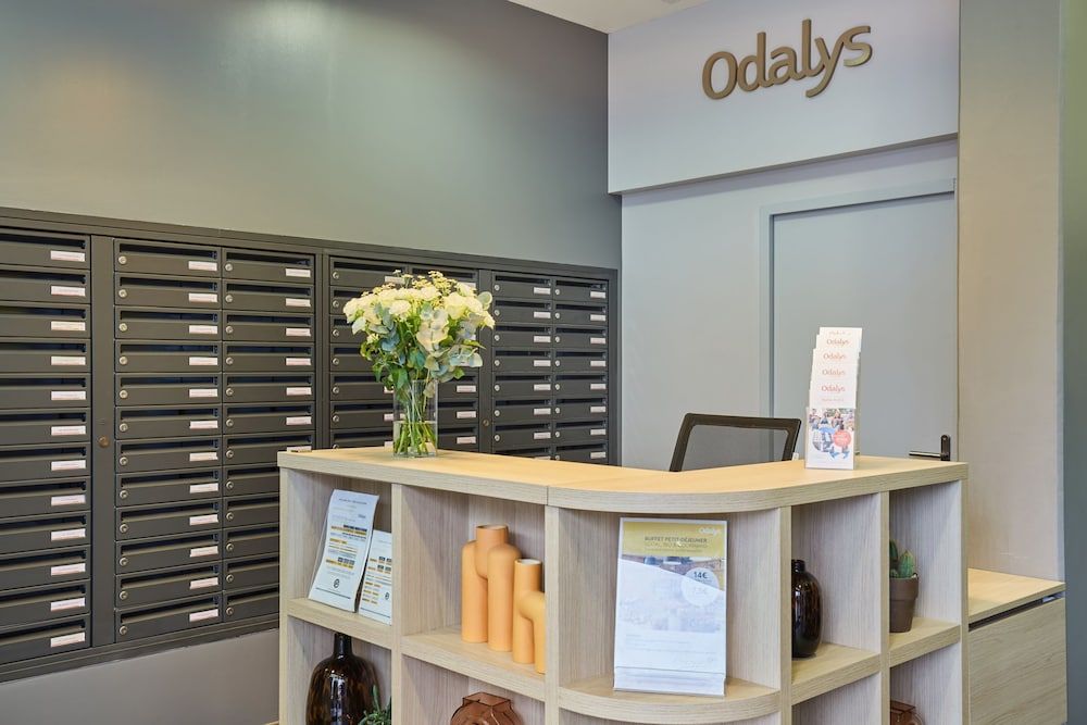 Appart'hôtel Odalys City Campus - Paris Rueil Malmaison 2