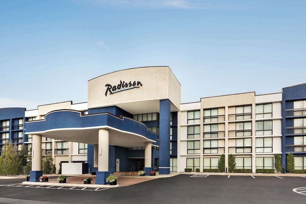 Radisson Hotel Lenexa Overland Park 1