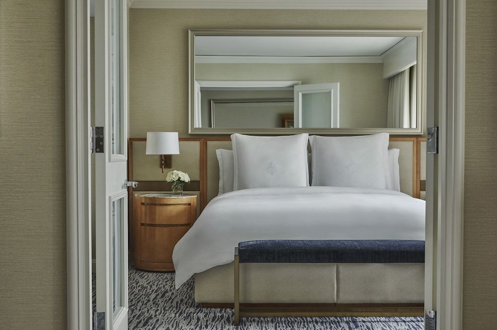 Four Seasons Chicago 1
