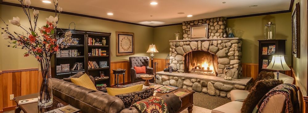 Wild Iris Inn 1
