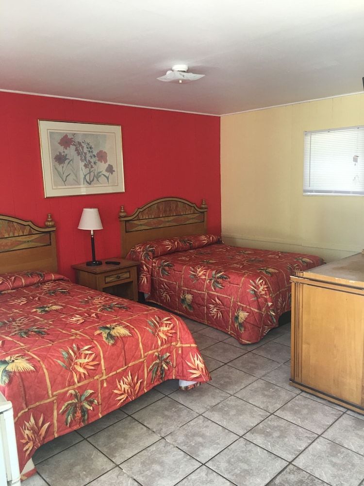Shelton Motel 2