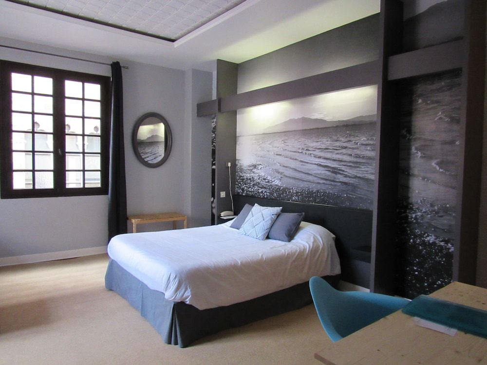 Hôtel De La Loge 1