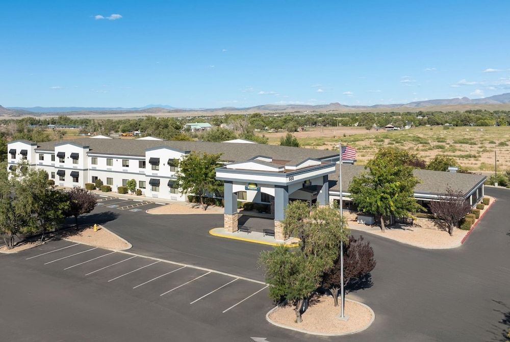 Days Inn by Wyndham Chino Valley 1