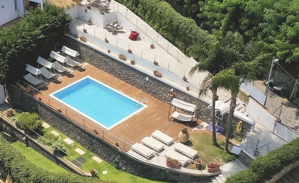 Marina 10 Design Hotel & SPA 1