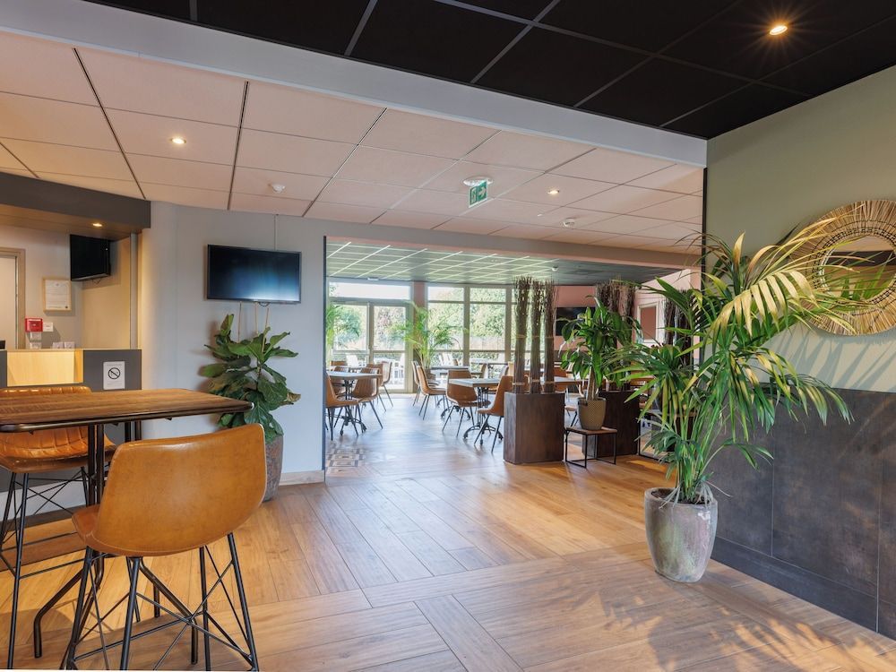 B&B HOTEL Clermont-Ferrand Nord Riom 2