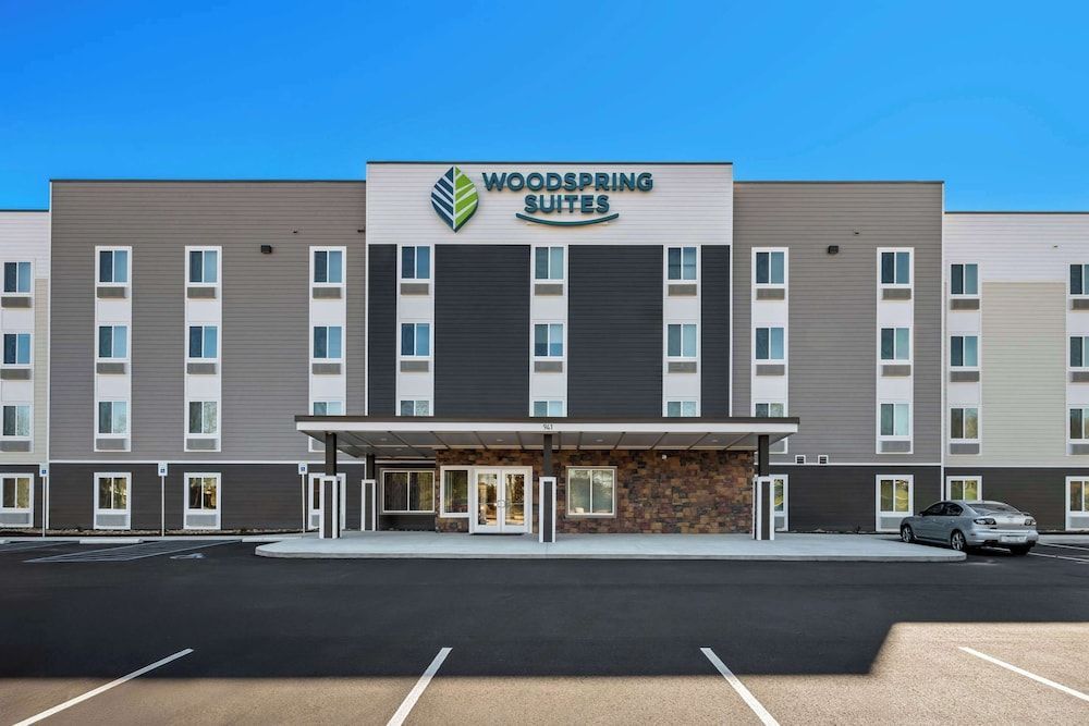 WoodSpring Suites Columbia - Irmo 1