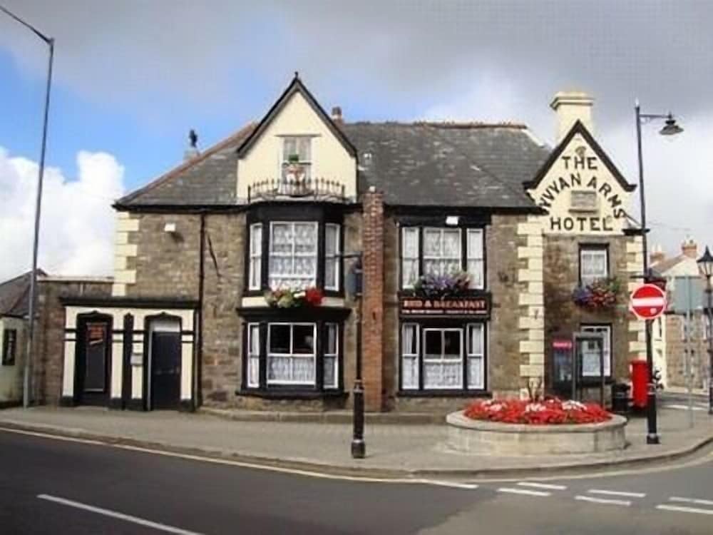 The Vyvyan Arms Hotel 1