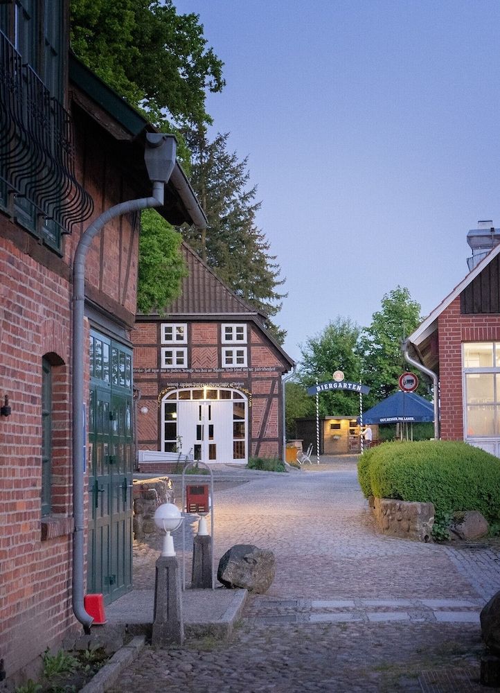 Heide Hotel Reinstorf bei Lüneburg 1