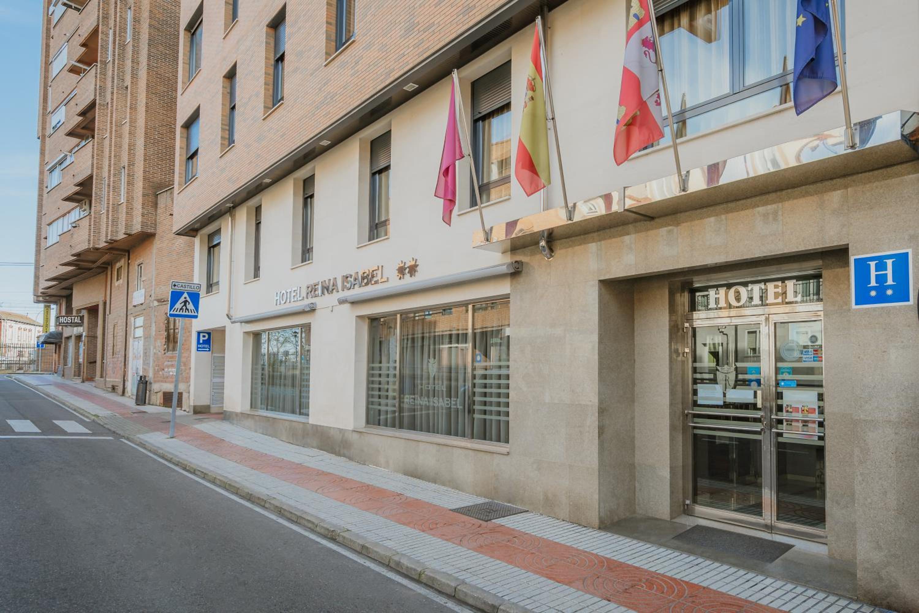Hotel Reina Isabel 1