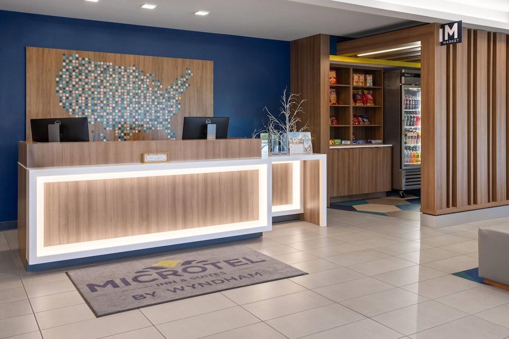 Microtel Inn & Suites by Wyndham Rehoboth Beach 2