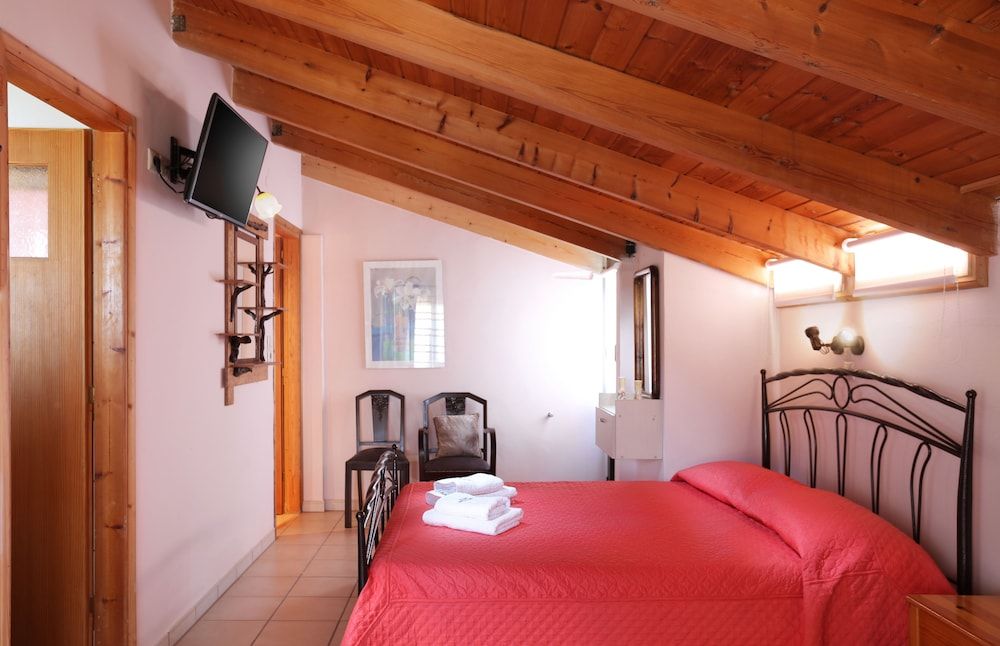 Monemvasia Green Apartments 2
