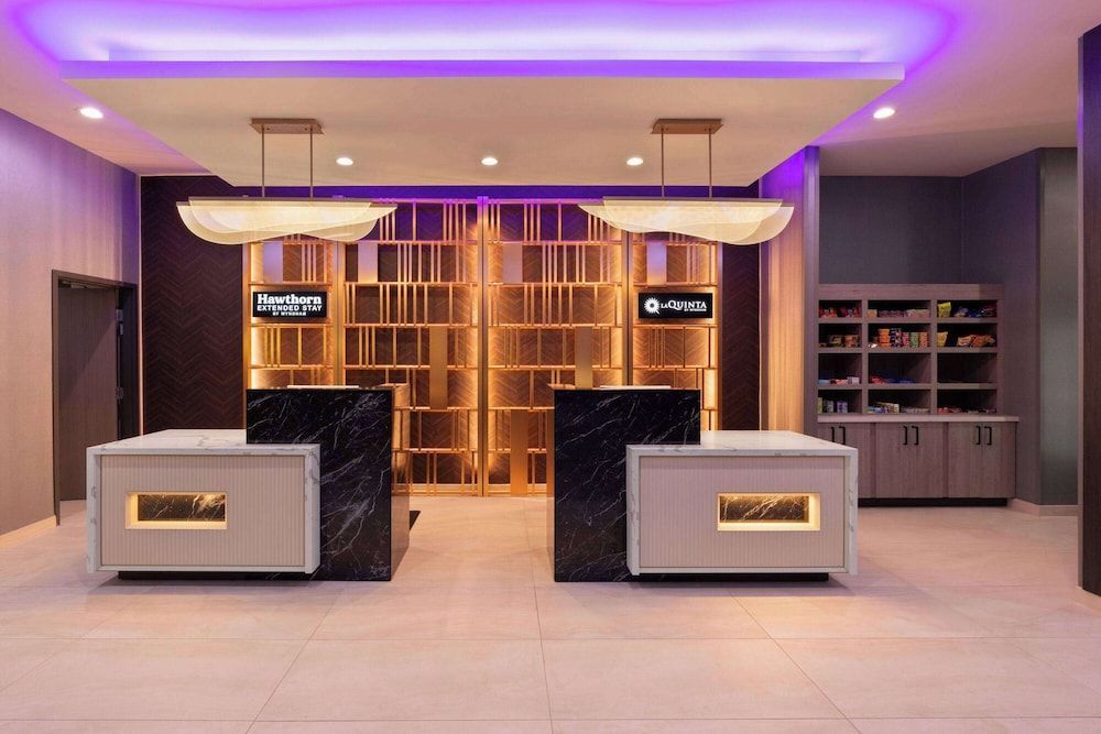 Hawthorn Extended Stay by Wyndham DeSoto 2