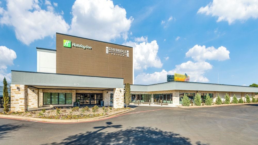 Staybridge Suites DALLAS MARKET CTR LOVE FIELD by IHG 1