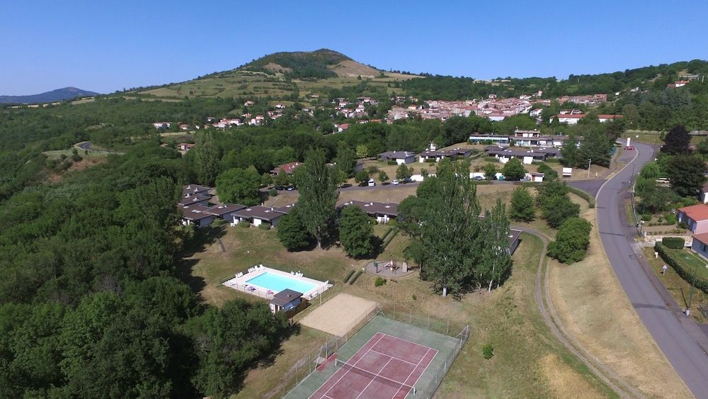 VVF Montpeyroux Auvergne 1
