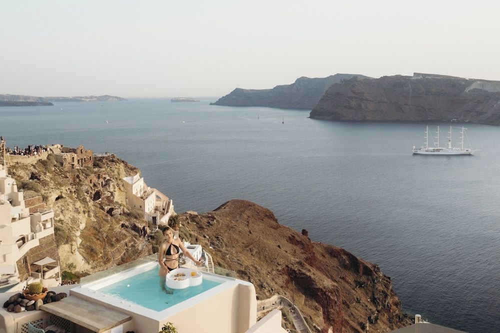 Nano Oia Villas 1