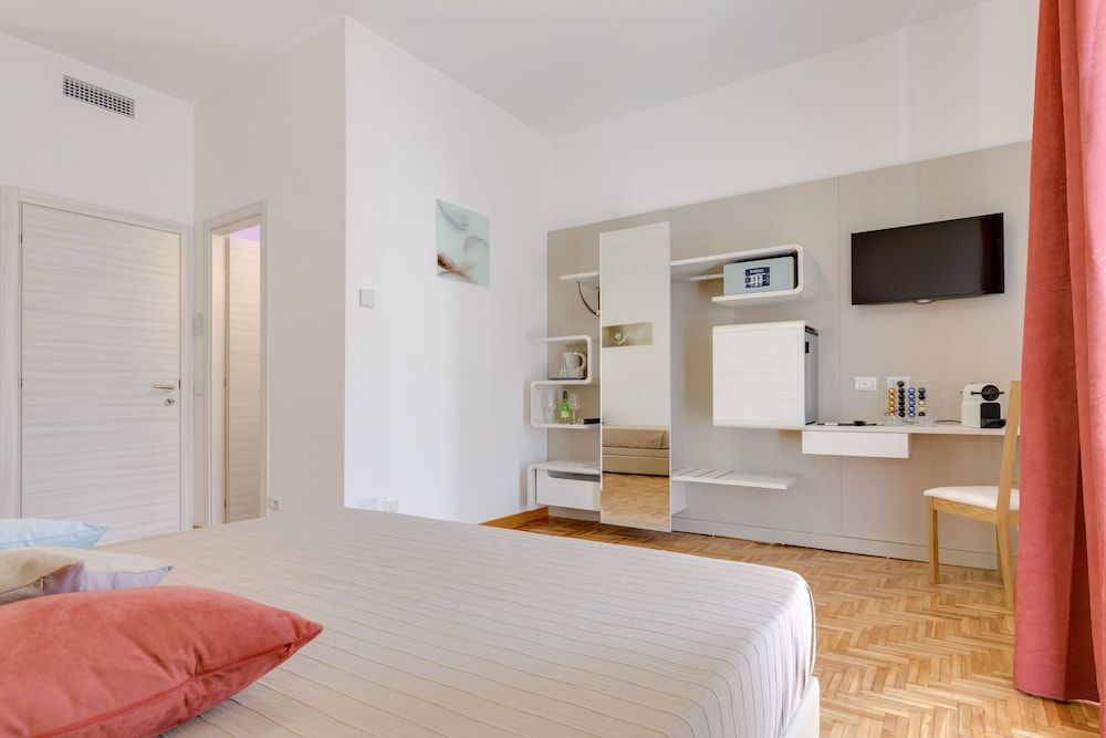 Dolce Luxury Rooms 1