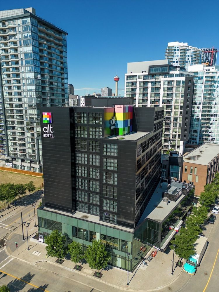 Alt Hotel Calgary East Village 1