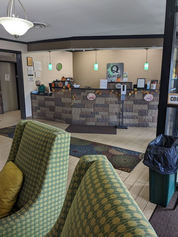 Quality Inn & Suites Delaware South 2