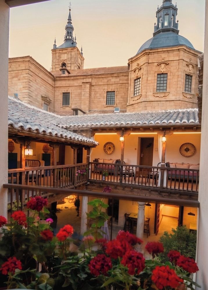 Casón del Conde 1