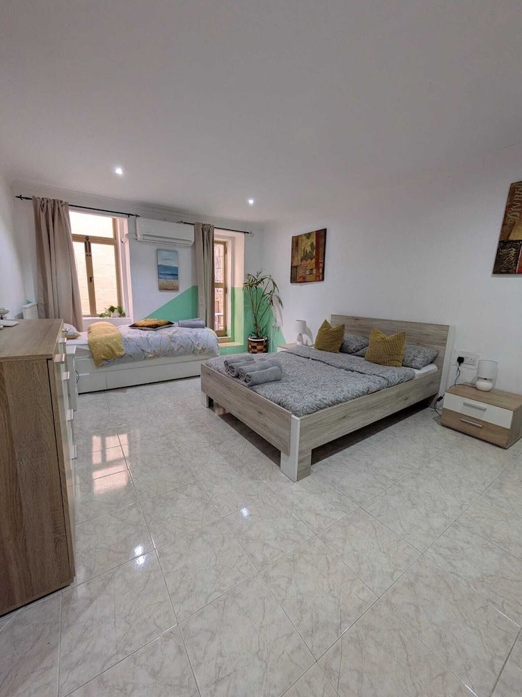 RUWTS Valletta Cosy Apartment 2