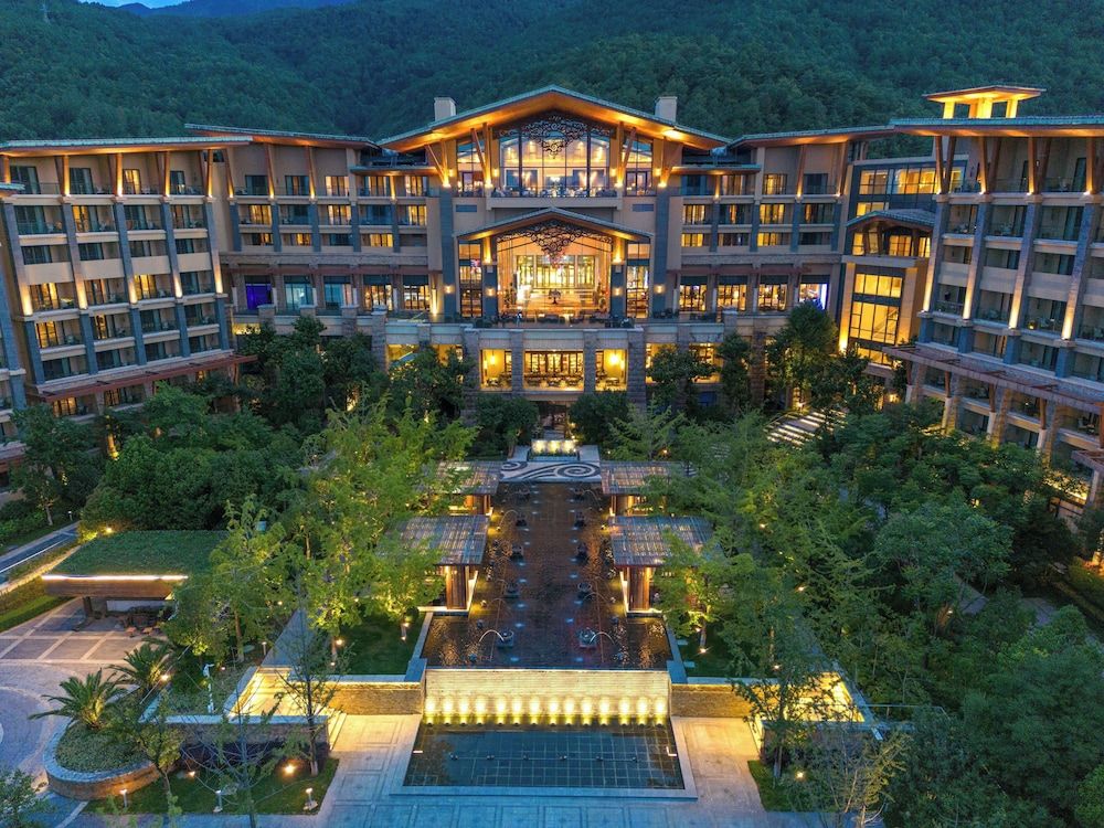 Hilton Dali Resort & Spa 1