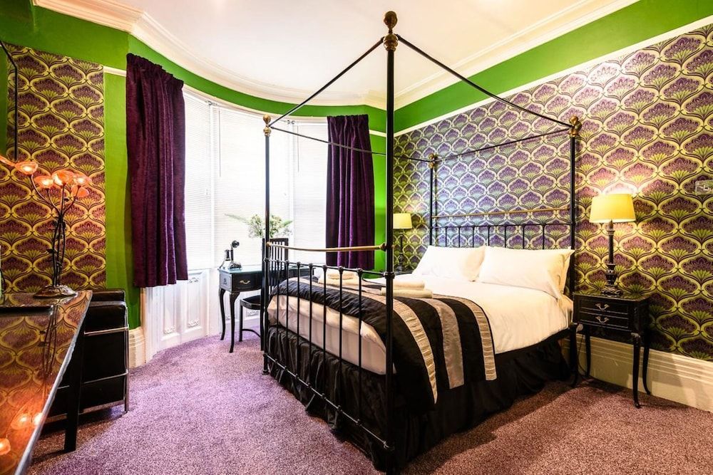 Paskins Town House 1