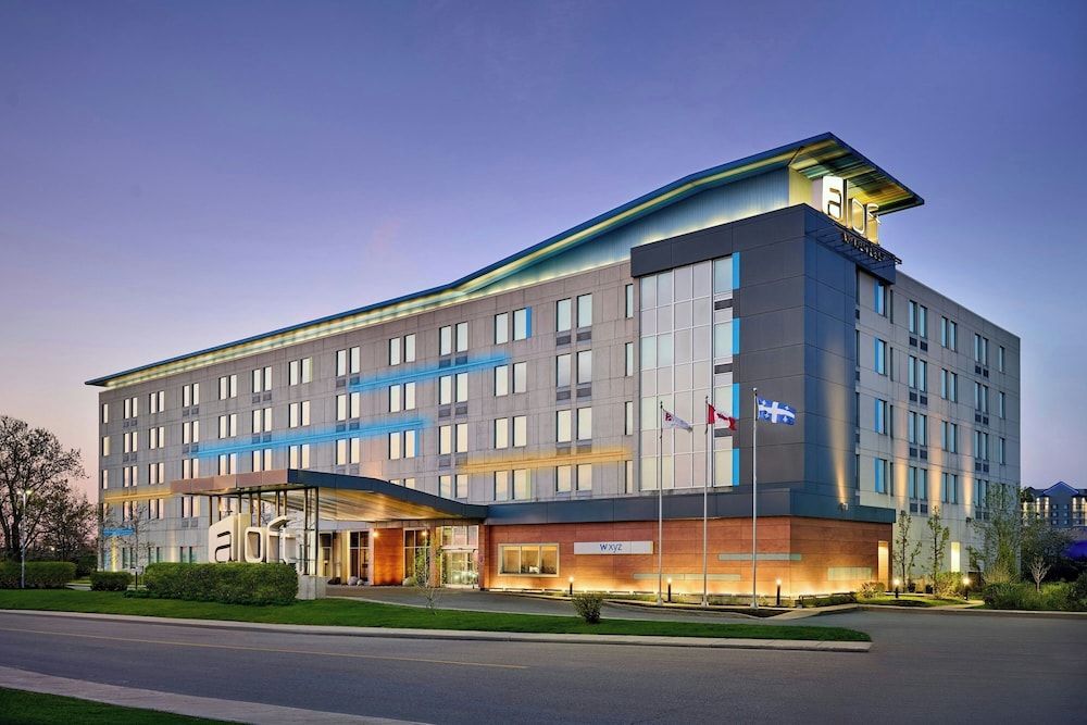Aloft by Marriott Montreal Airport 1