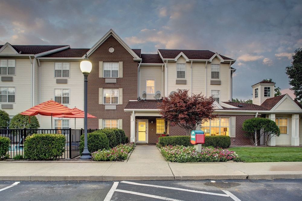 Towneplace Suites by Marriott Cleveland Westlake 1
