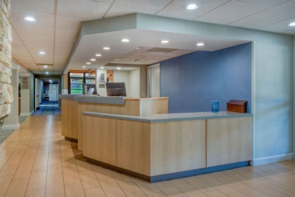 Fairfield Inn & Suites Raleigh Crabtree Valley 2