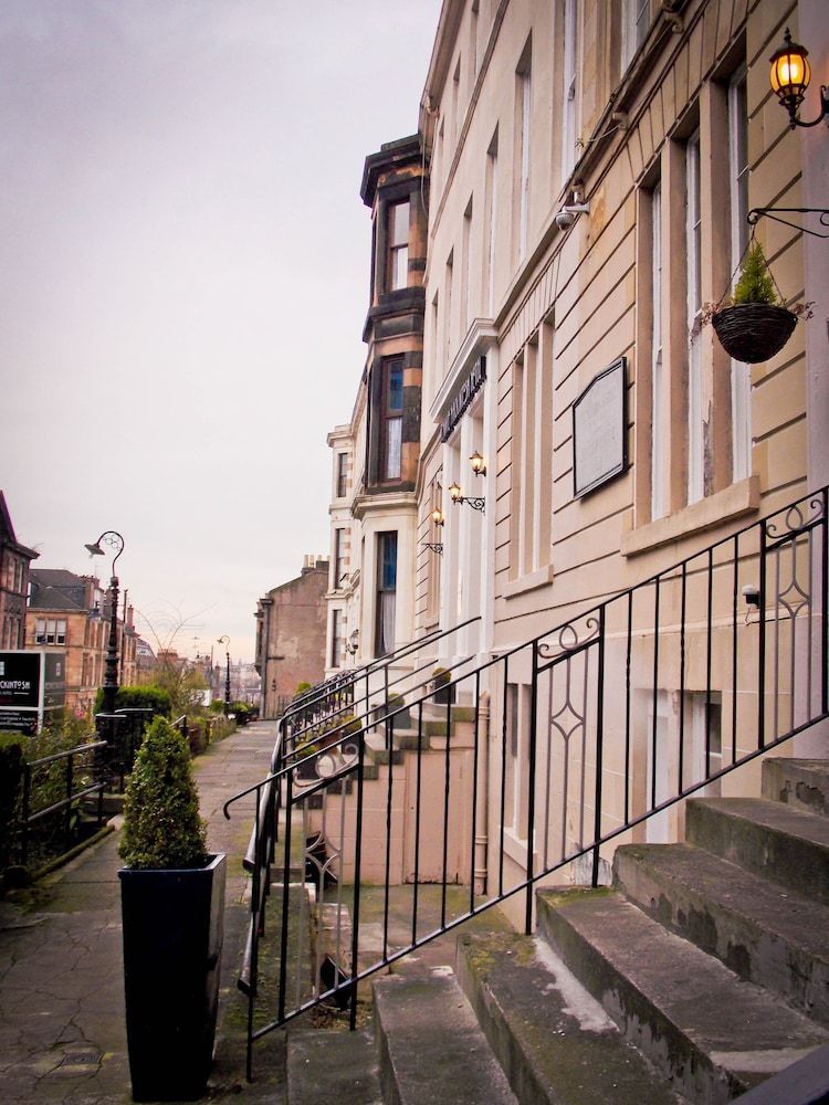 The Victorian House 1