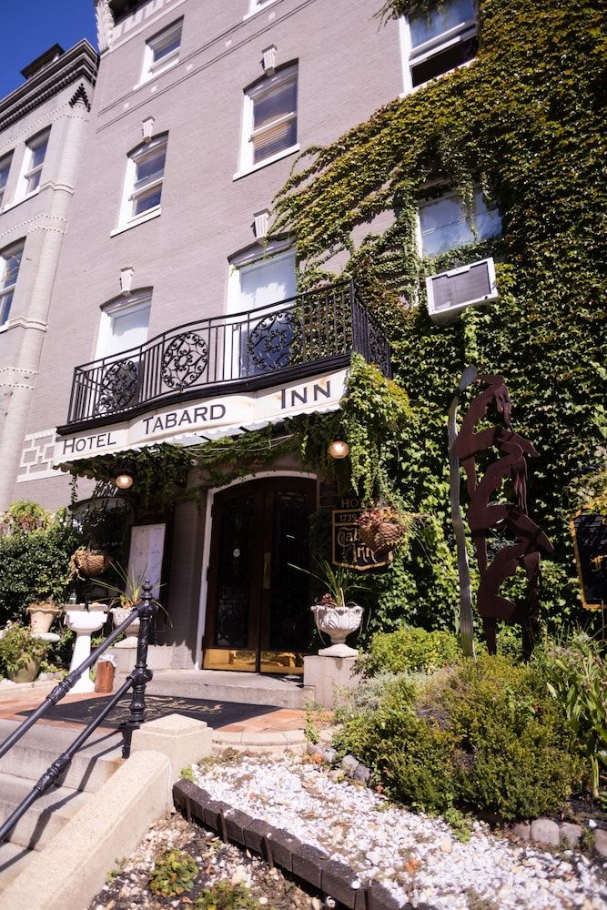 Hotel Tabard Inn 1