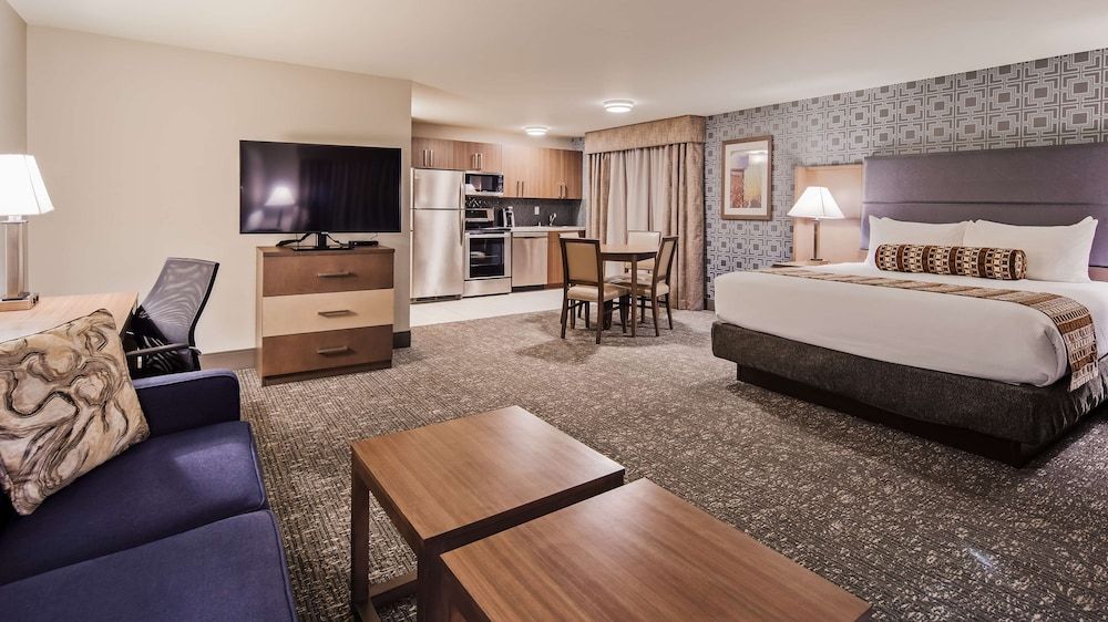 Best Western Plus Las Vegas West 1