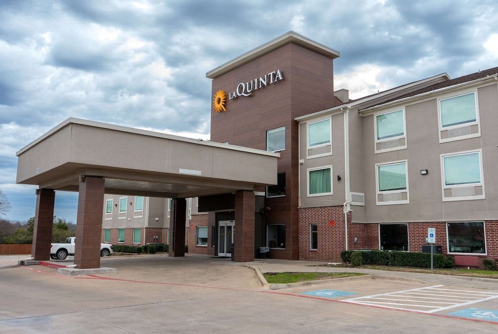 La Quinta by Wyndham Dallas Mesquite 1