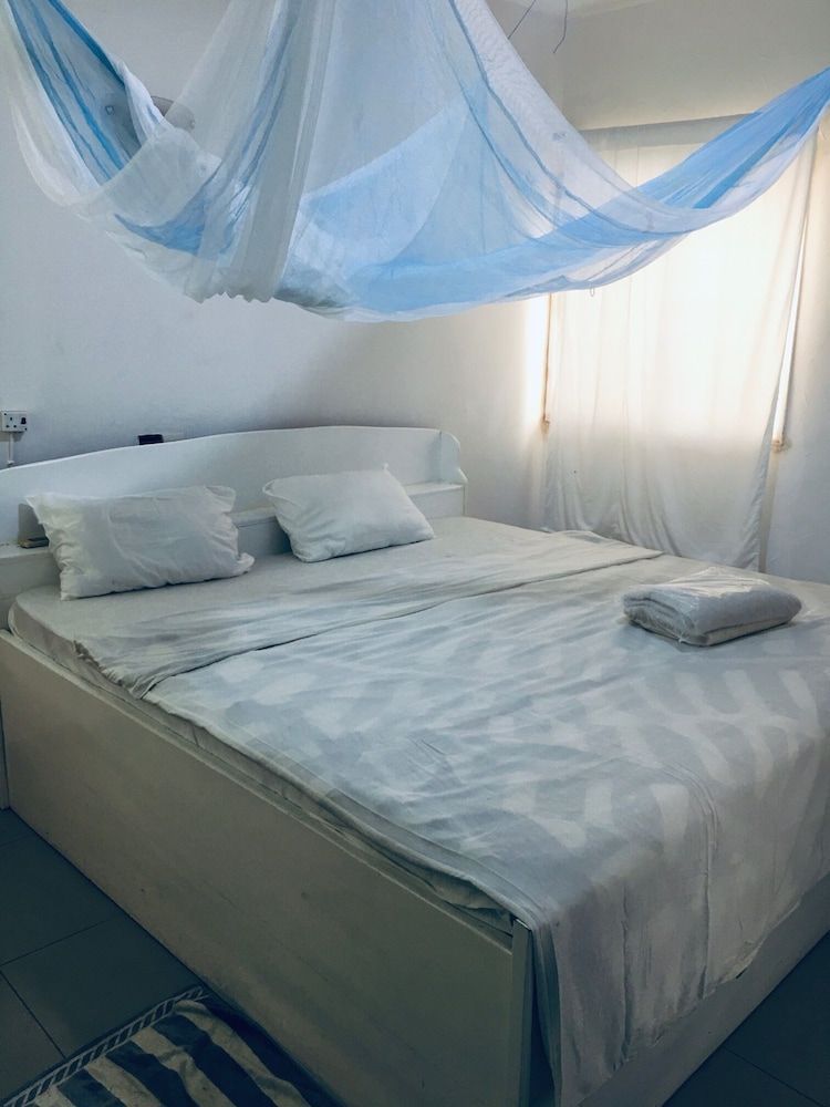 Tahiti Hotel 2