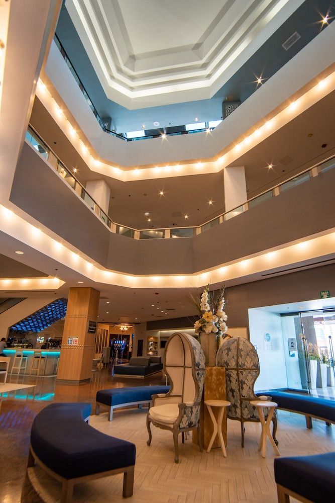 Grand Hotel Tijuana 2