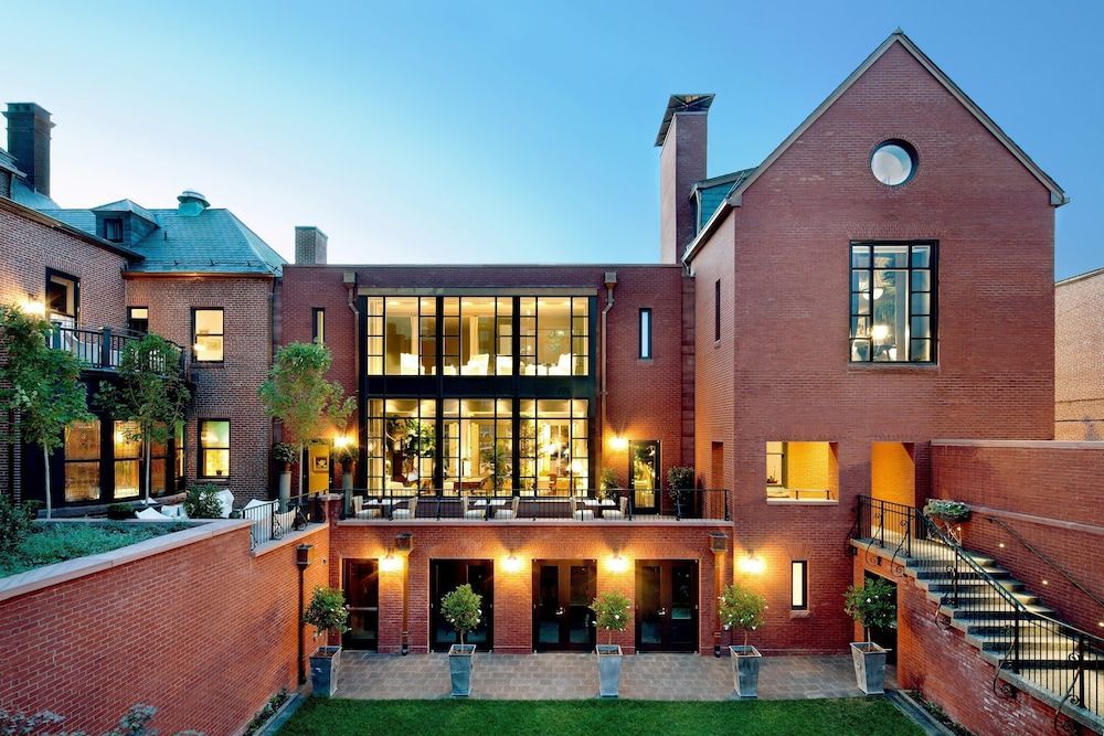 The Ivy Hotel 1