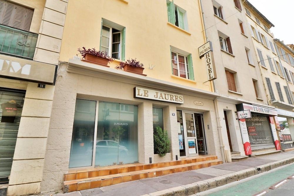 Hôtel Jaurès 1