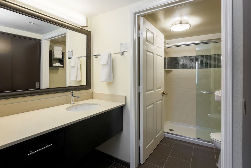 Staybridge Suites PHILADELPHIA-MT. LAUREL by IHG 2