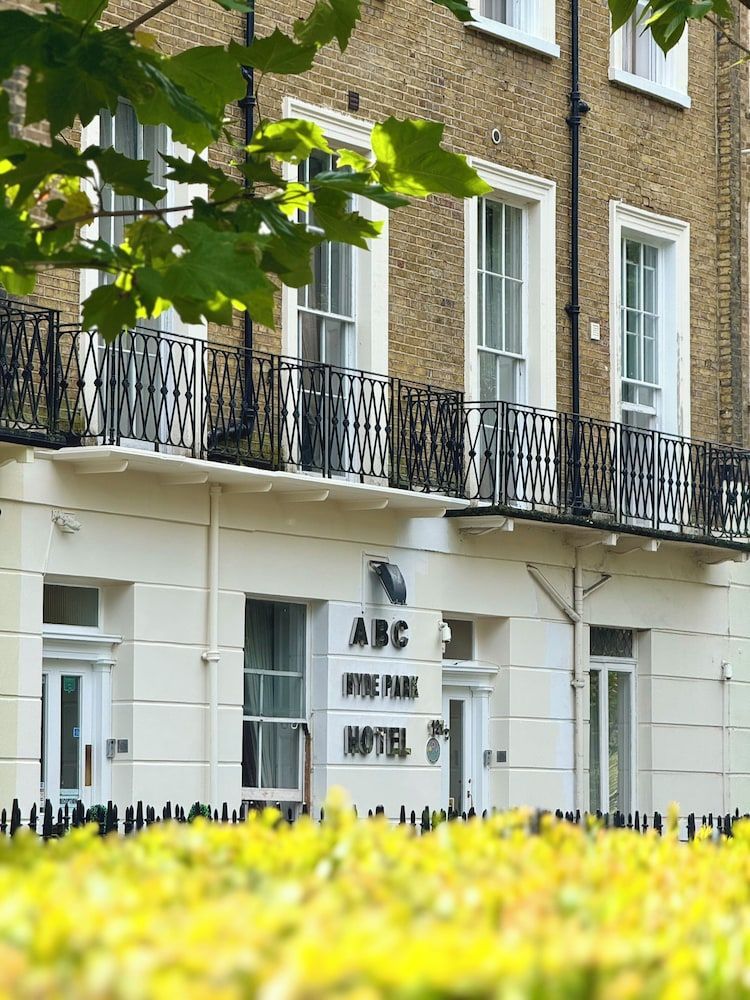 ABC Hyde Park Hotel 1