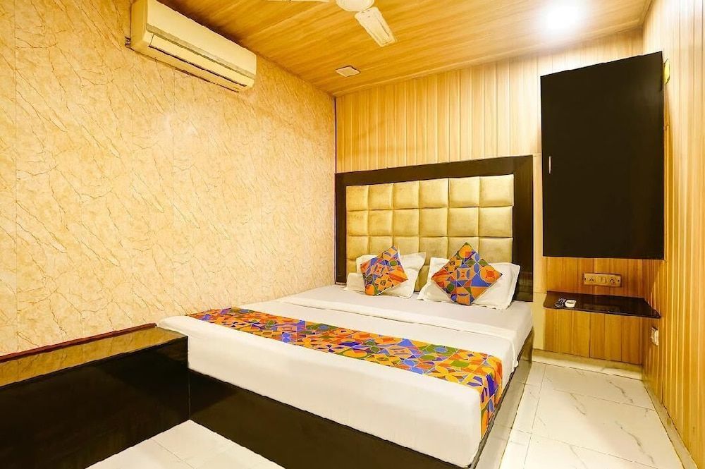 Colaba janta inn 2