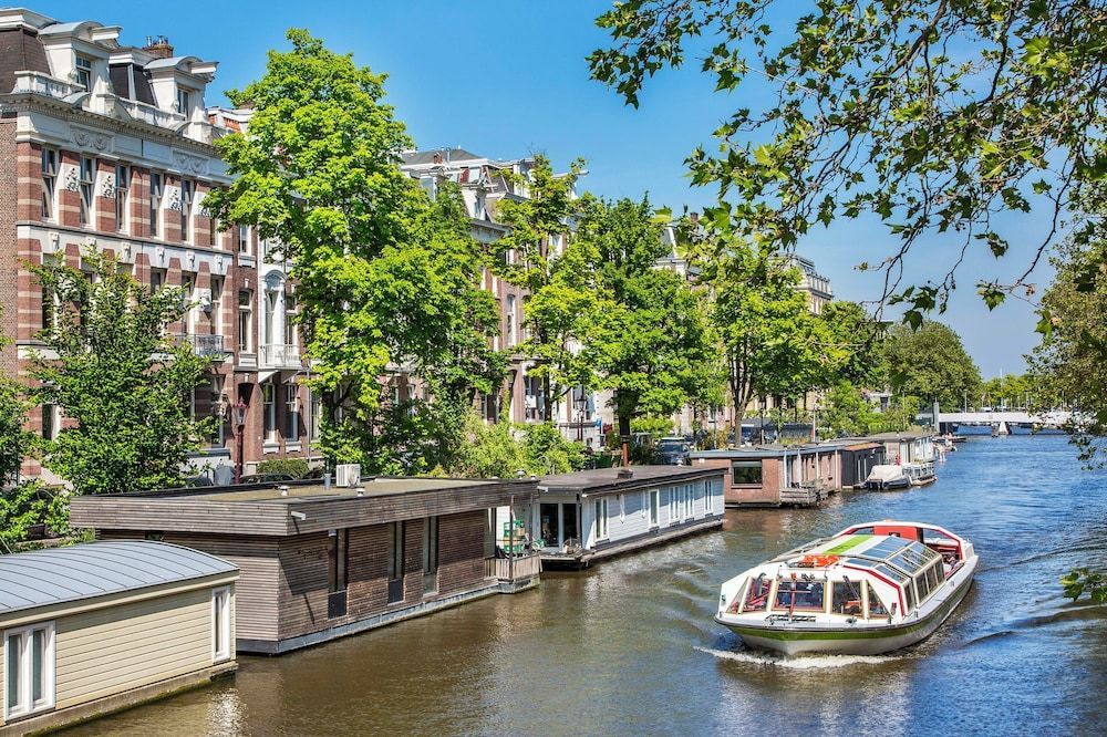 Amstel Corner Hotel 1