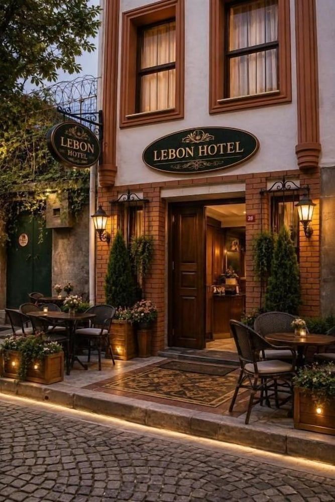 Lebon Hotel-Special Class 1