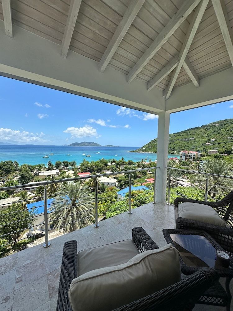 Coconut Breeze Villas 1