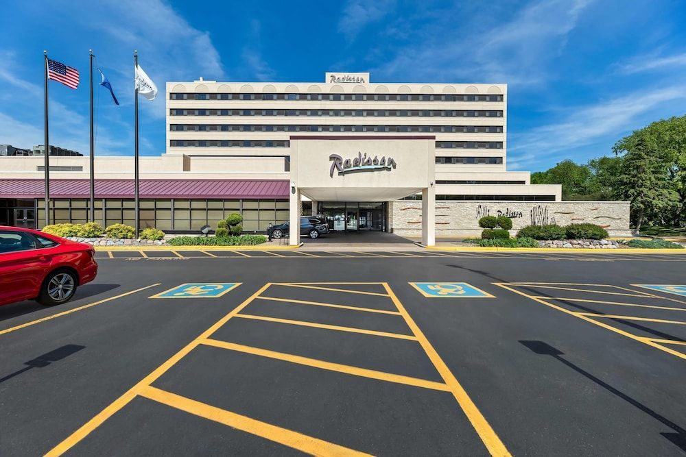 Radisson Hotel La Crosse 1